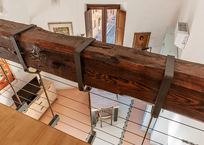 Manara 29 - Fromhometorome * Roma